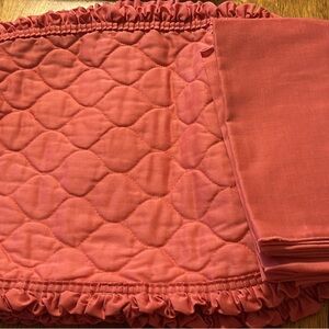 Quilted rose placemats/napkins Set